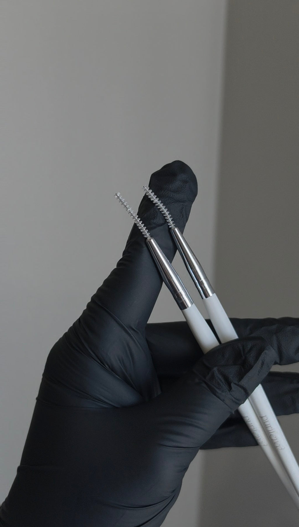 The Refined Comb Set