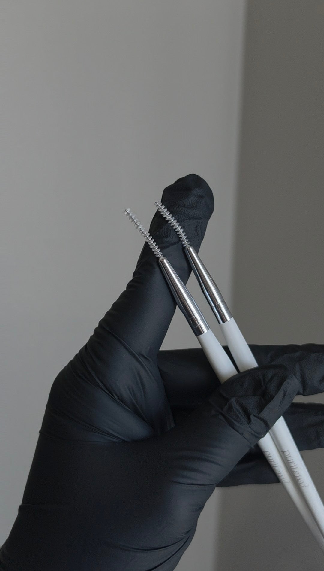 The Refined Comb Set